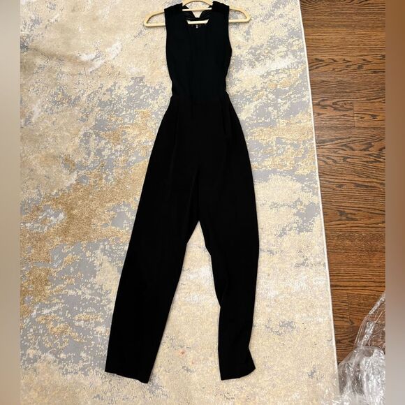 alice and olivia black jumpsuit cross open back - Picture 1 of 7